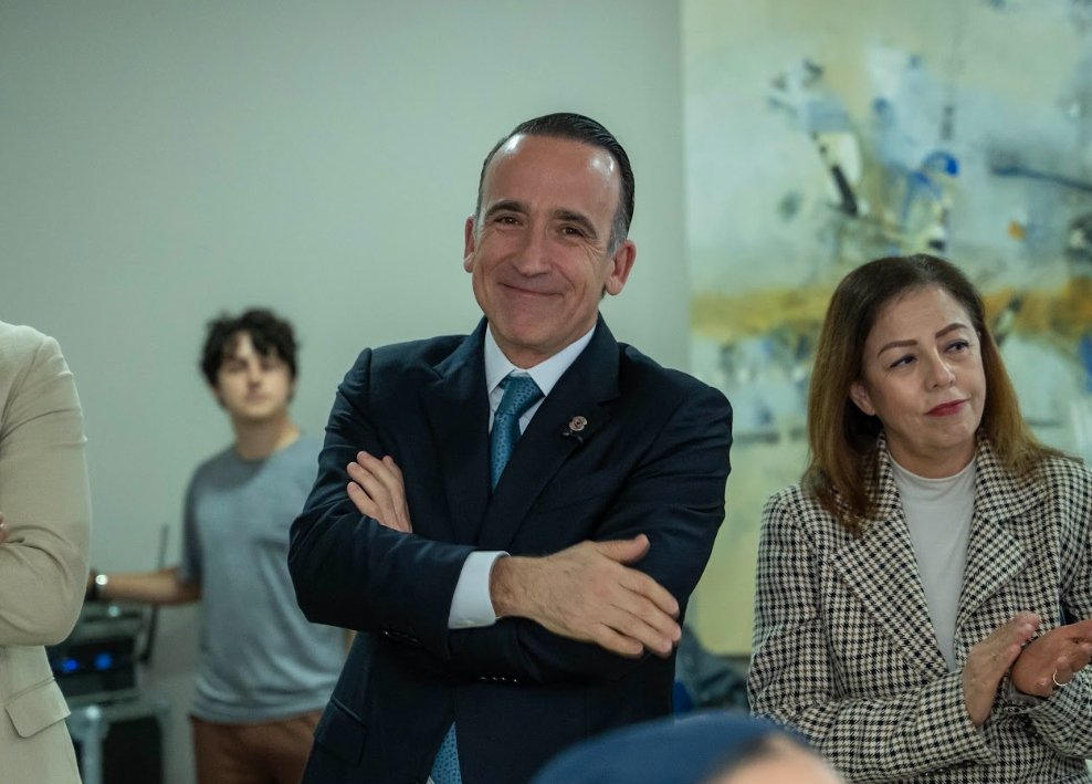 Ernesto López Clariond durante un encuentro institucional en Nuevo León