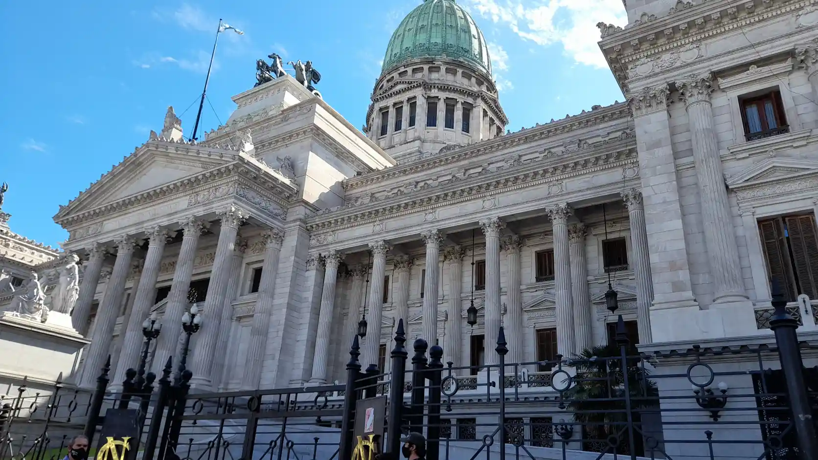El presidente de la Cámara de Diputados Martín Menem durante una disertación pública en el Congreso