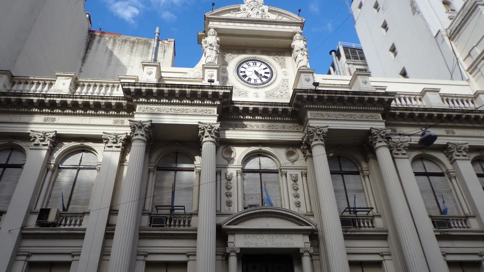 Sede central del Banco Central de la República Argentina en la city financiera de Buenos Aires